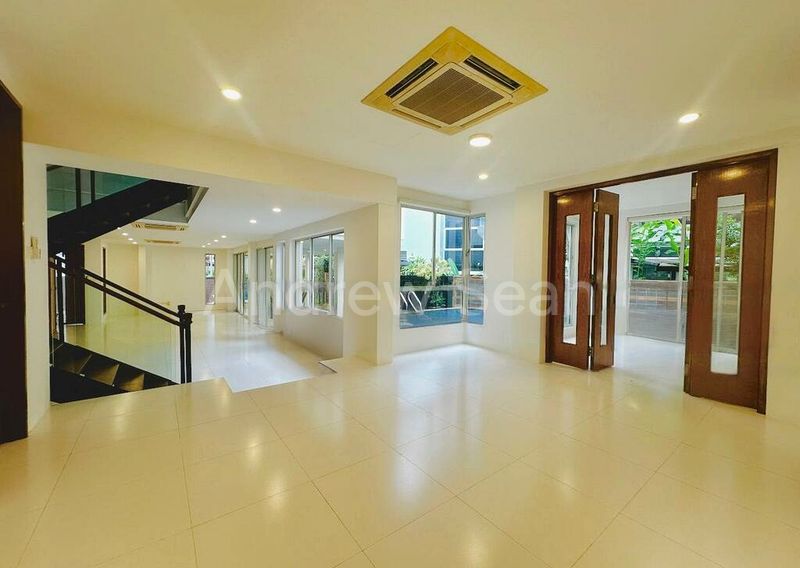 5 Bed Semi-Detached House (Landed) for Sale in  Maryland Estate - Image 3